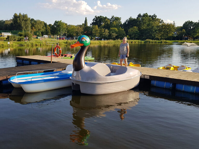 Rower wodny model Kaczka w wersji 4 osobowej