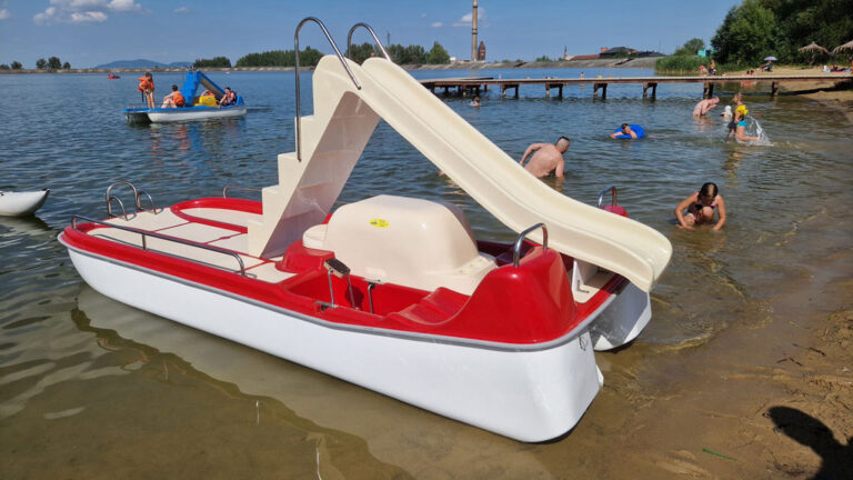 rower wodny ze zjezdzalnia producent